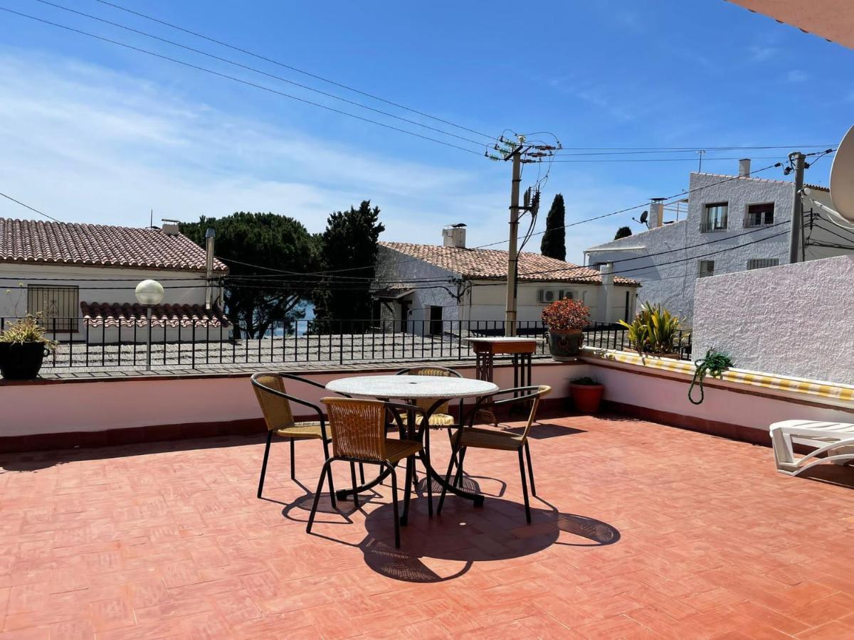 Apartamento Familiar En Canyelles Roses Esterno foto